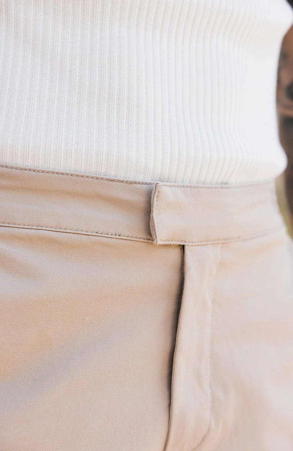 Beaufort Stretch Chino Shorts in Beige - Image 3