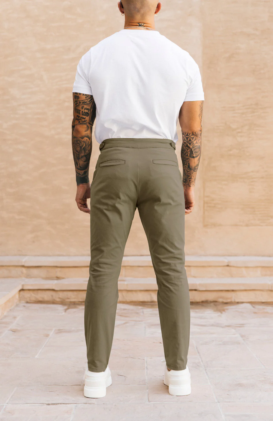 Beaufort Stretch Chinos in Khaki - Image 3