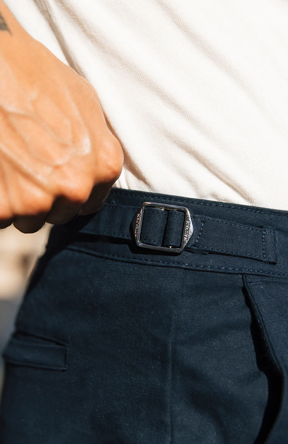 Beaufort Stretch Chinos in Navy - Image 3