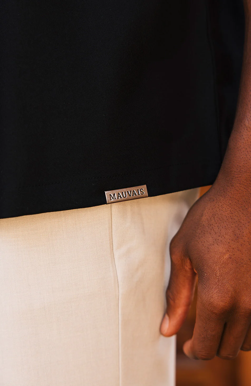 Deveron Oversized Long Sleeve Revere Shirt in Black - Image 4