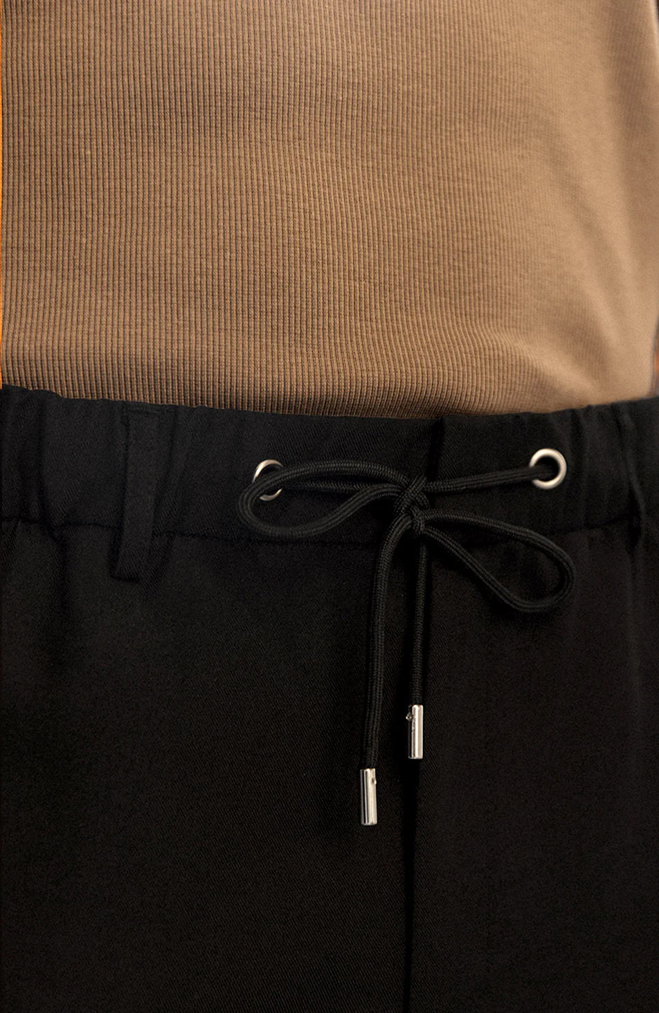 Deveron Tailored Drawstring Pants in Black - Image 3