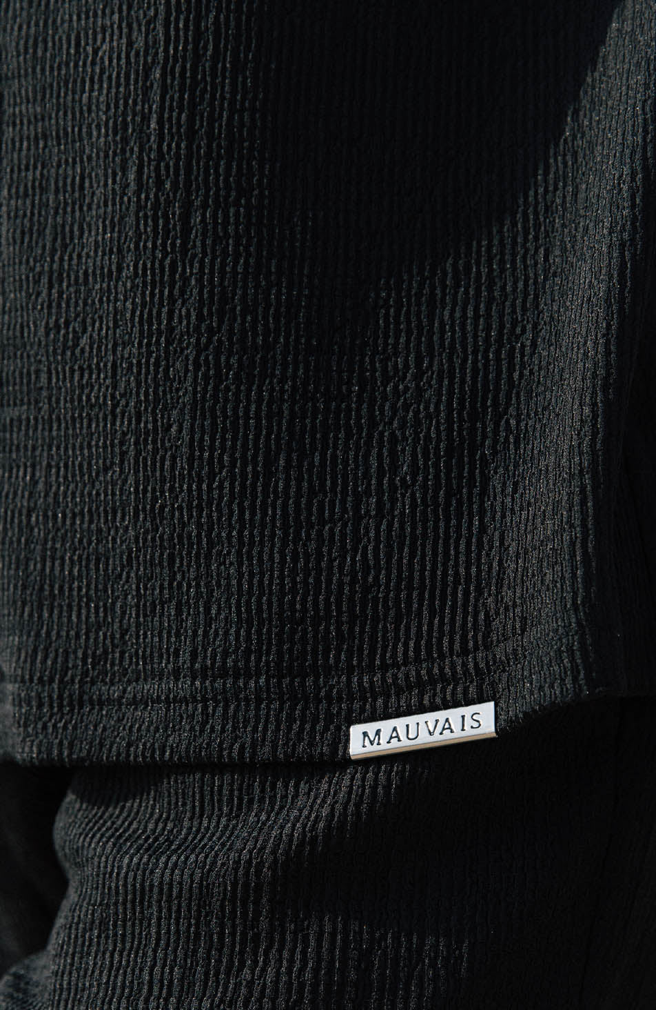 Eivissa Relaxed Fit Shirt in Black - Image 4
