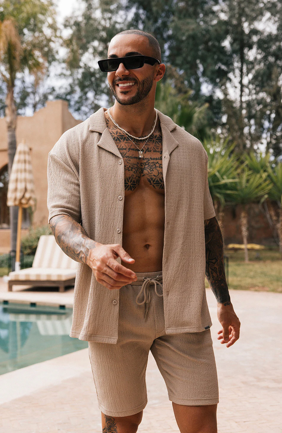 Eivissa Relaxed Fit Shirt in Taupe - Image 6
