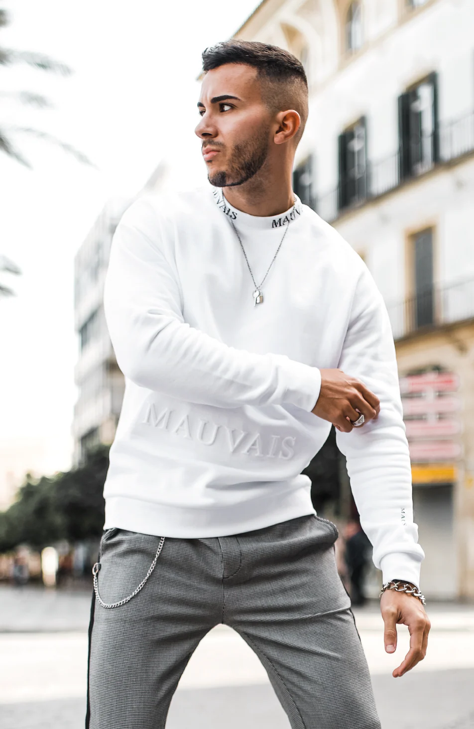 Embossed Sweatshirt in White - Image 3
