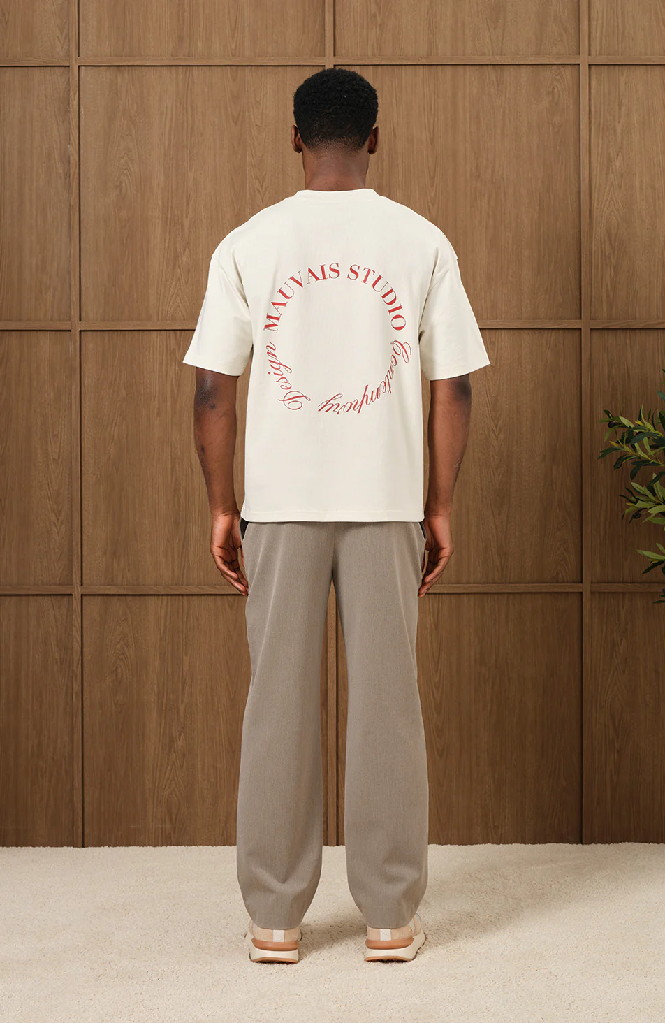 Embroidered Monogram Script T-shirt in Ecru - Image 3