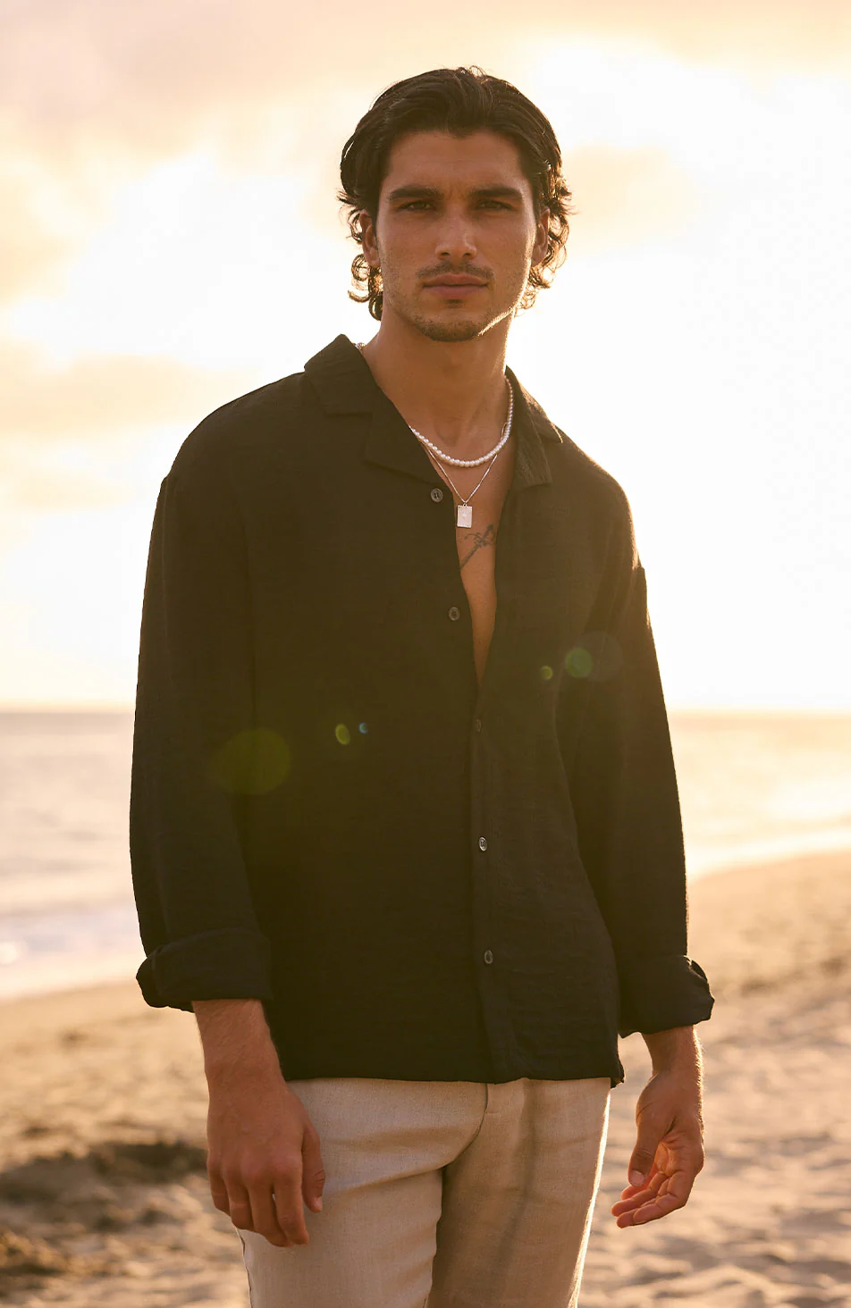 Fiorano Long Sleeve Relaxed Fit Shirt in Black - Image 3