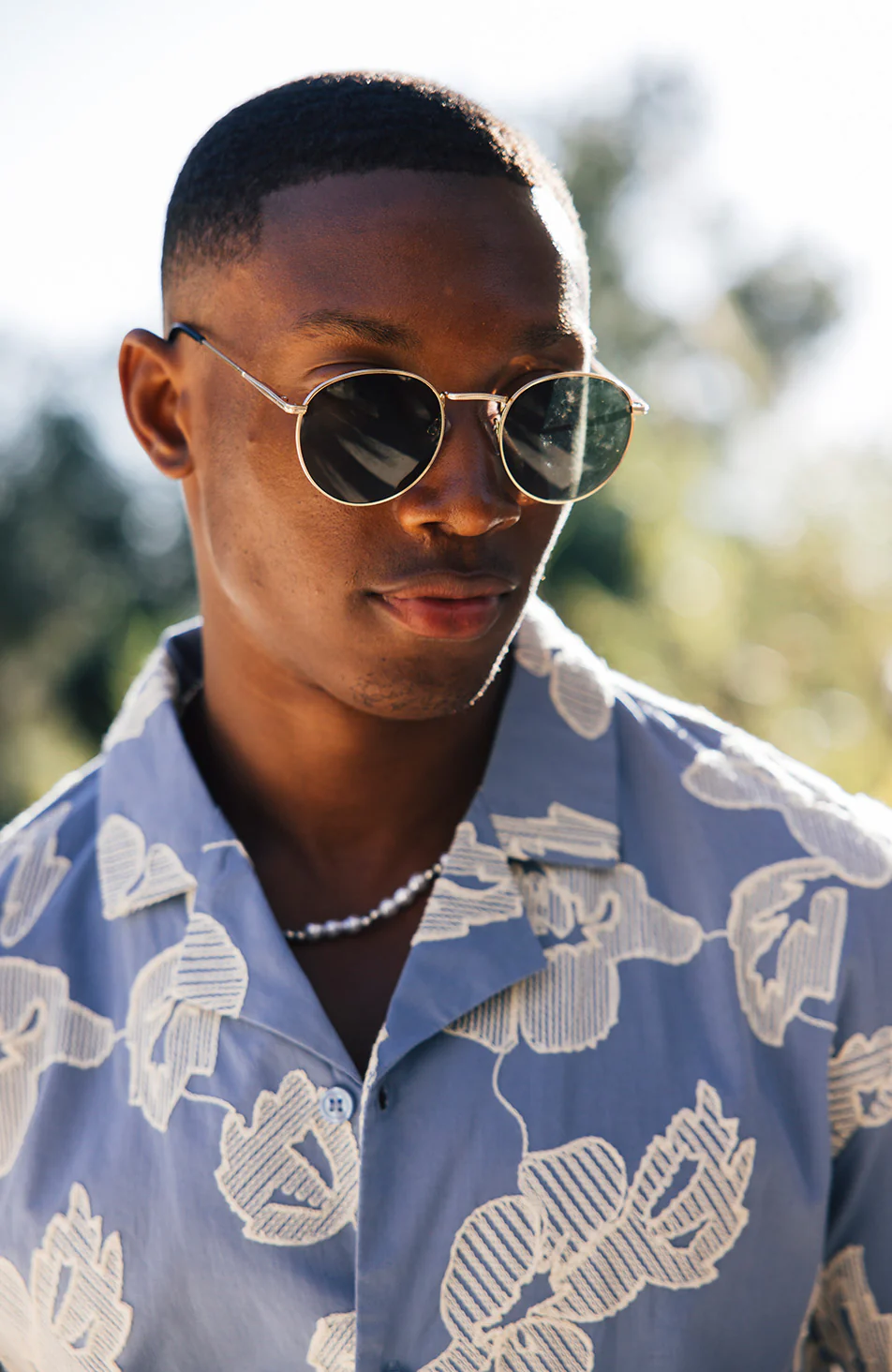 Kantun Luxury Embroidery Floral Shirt in Blue - Image 5