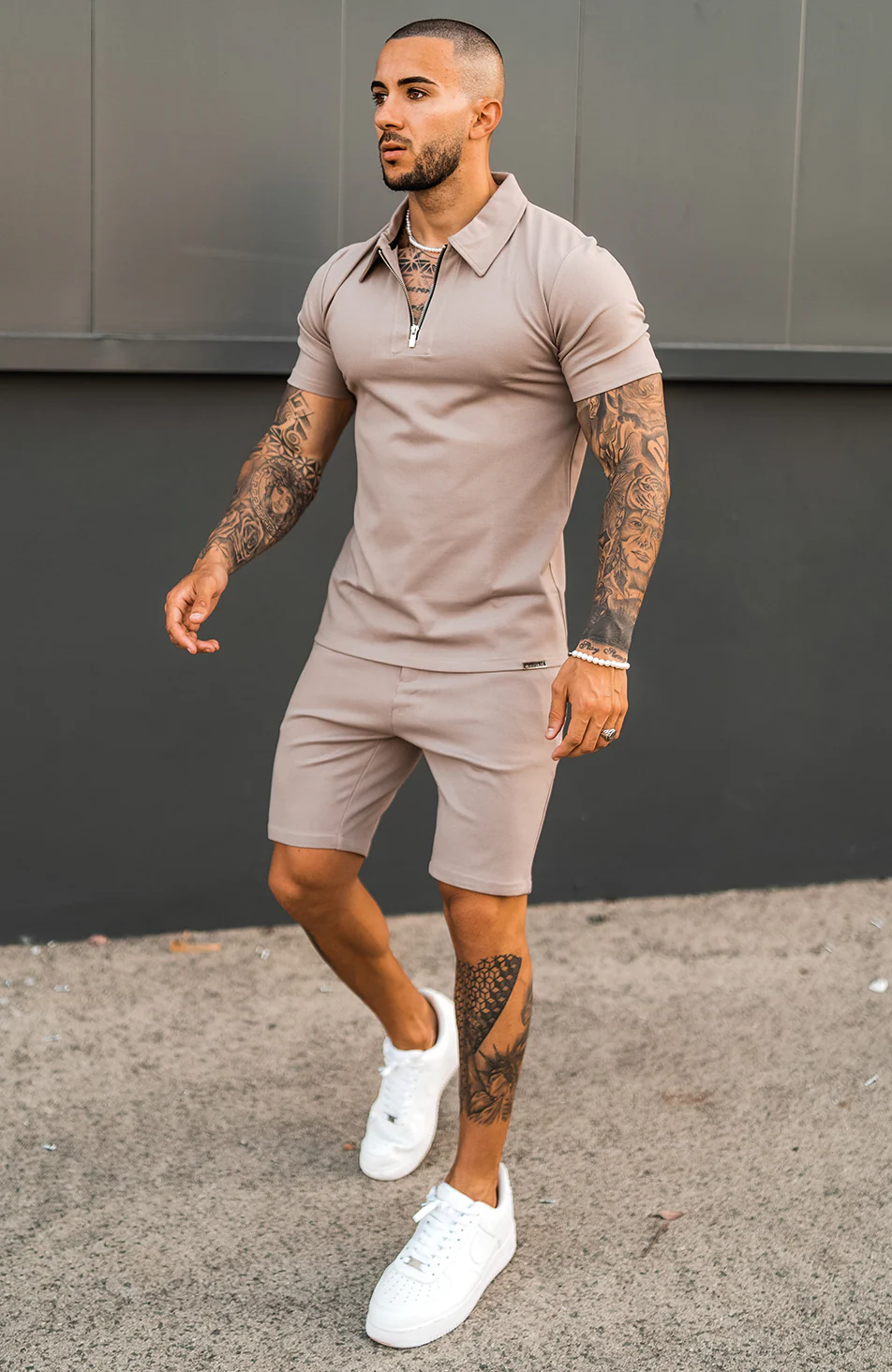 Monaco Shorts With Half Belt in Beige - Image 2