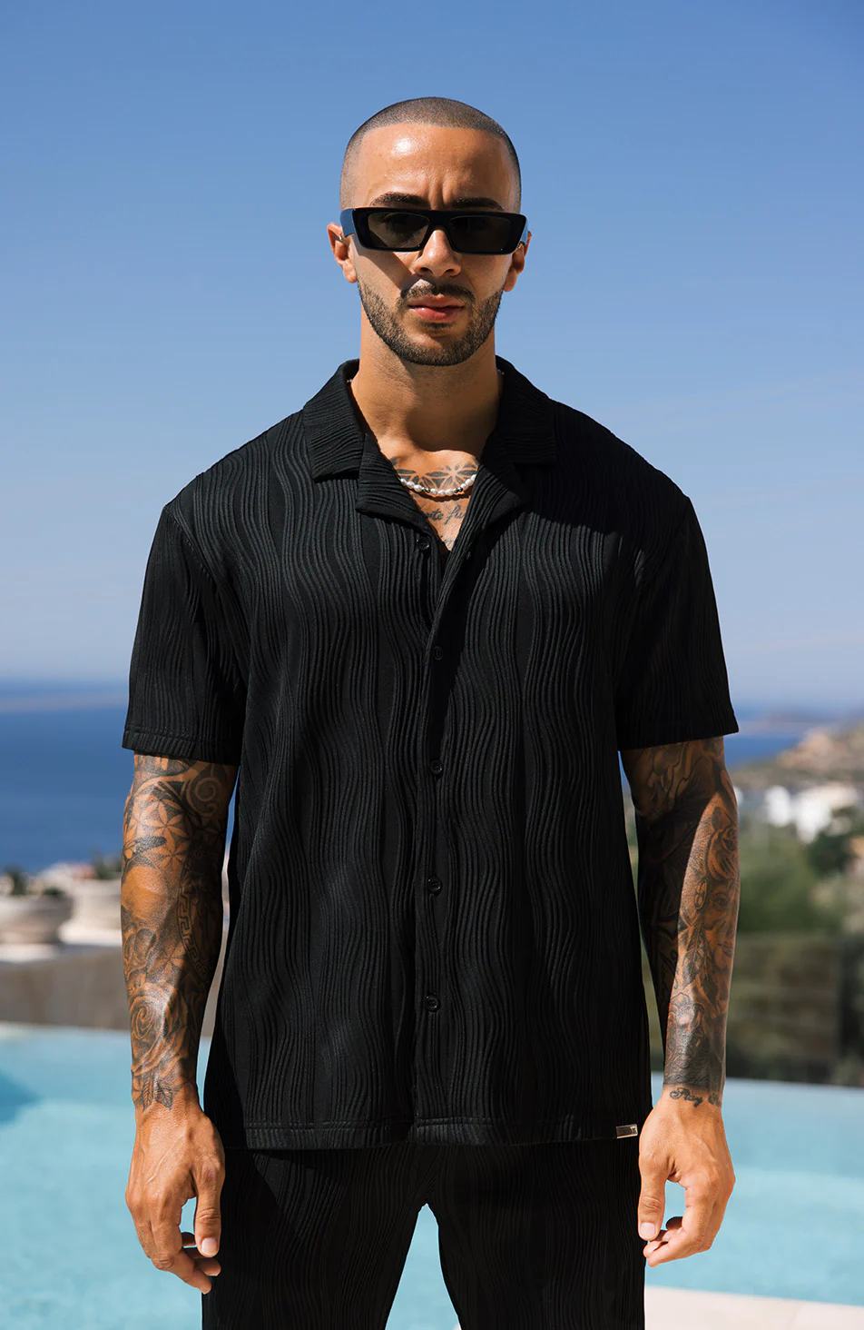 Relaxed Fit Wave Shirt in Black - Image 5