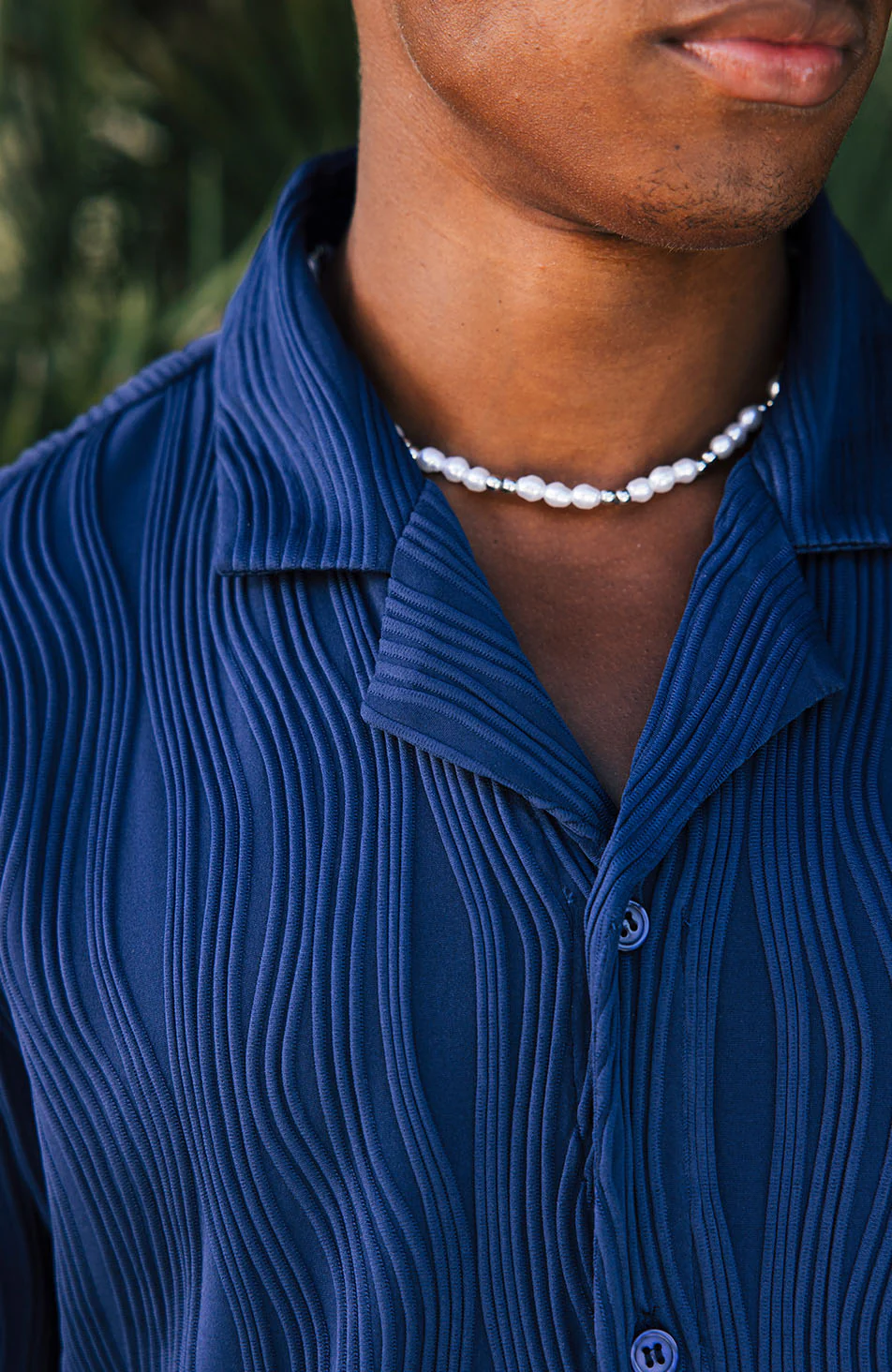 Relaxed Fit Wave Shirt in Navy - Image 3