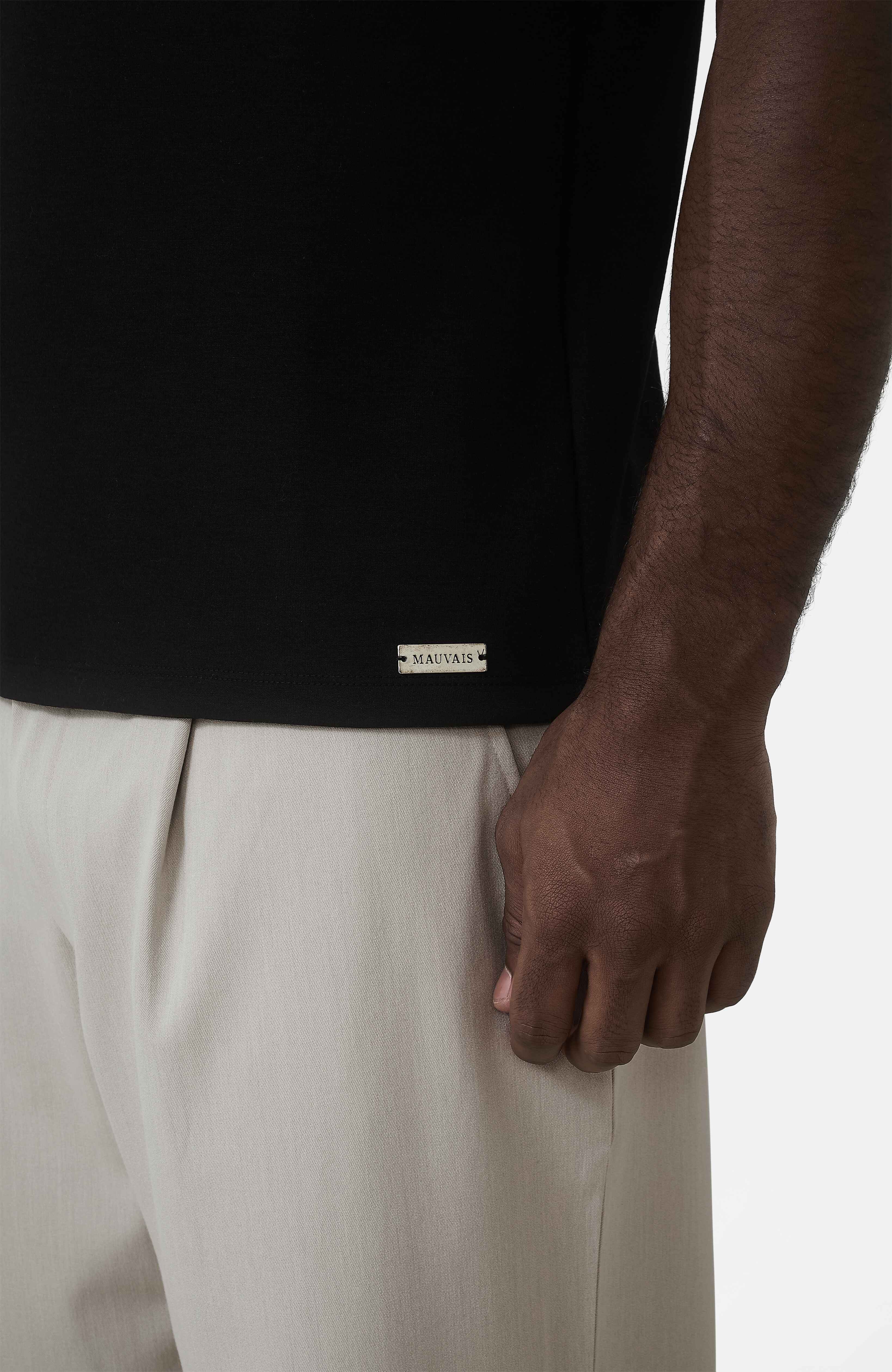 Signature Slim Tipping Polo in Black - Image 4