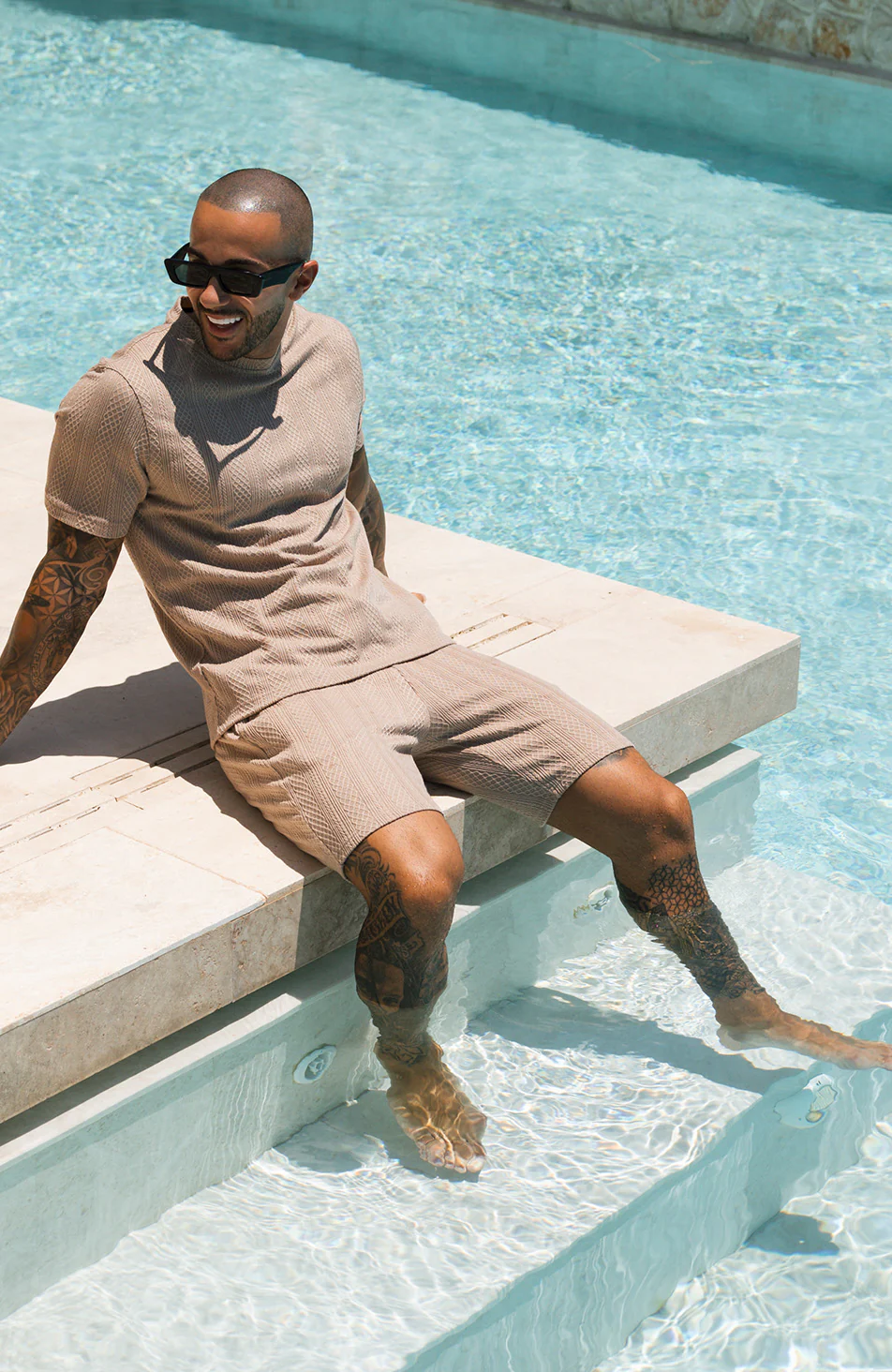 Tanami Textured Stretch Slim Tee in Beige - Image 5
