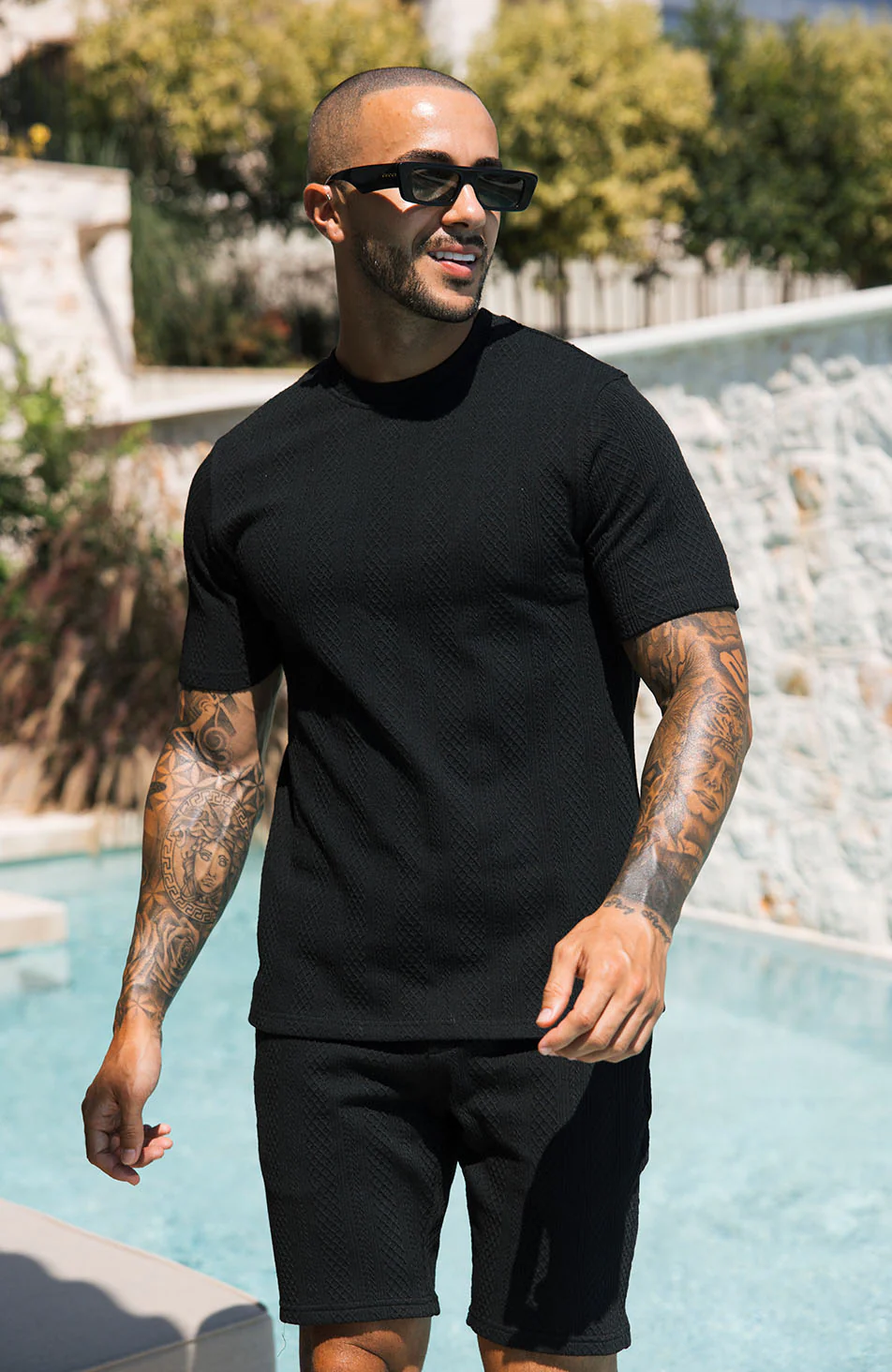 Tanami Textured Stretch Slim Tee in Black - Image 4