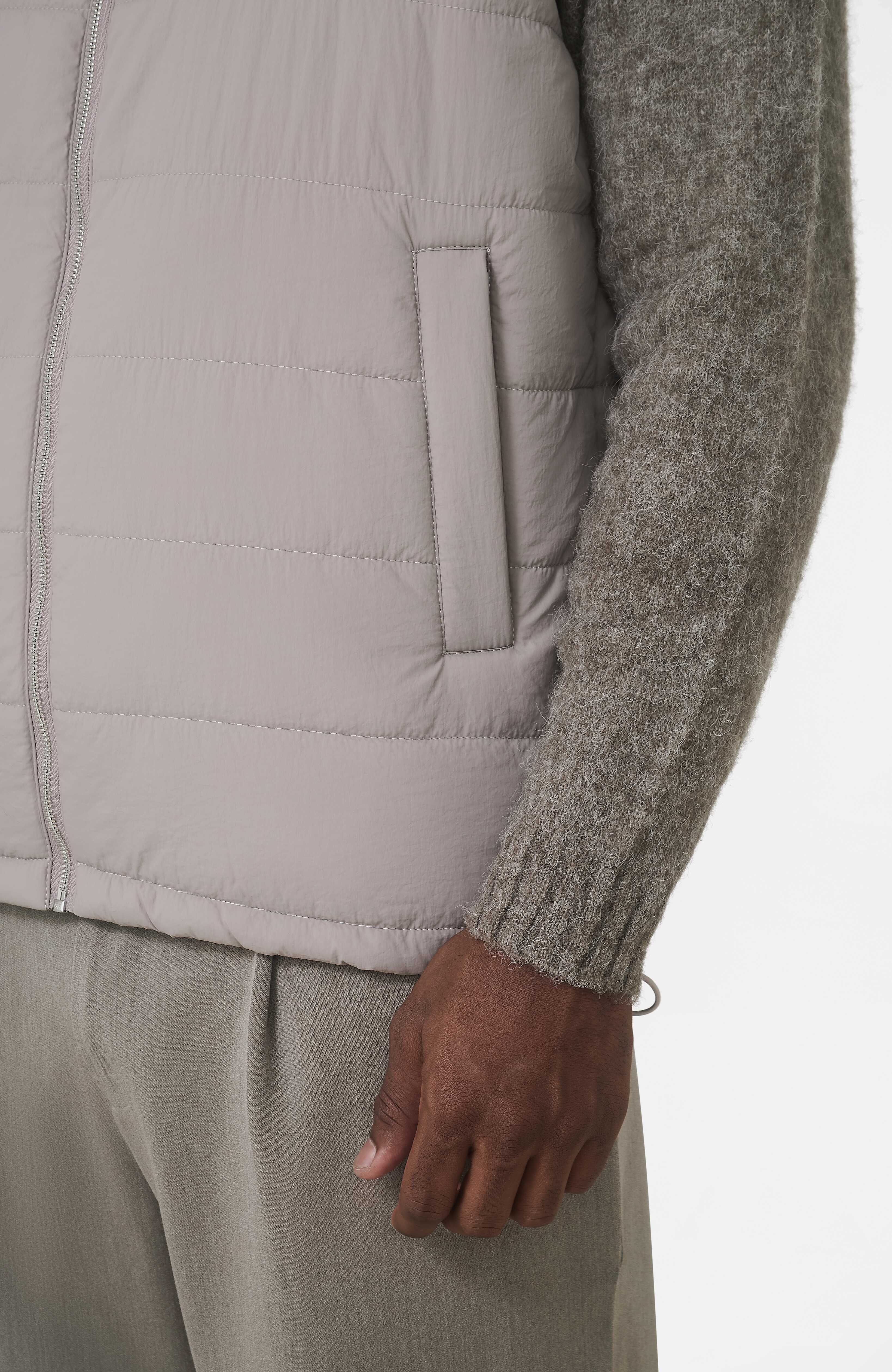 Thar Light Weight Gilet in Taupe - Image 8