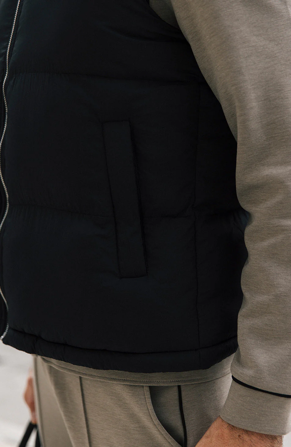 Tournelle Padded Gilet in Black - Image 7