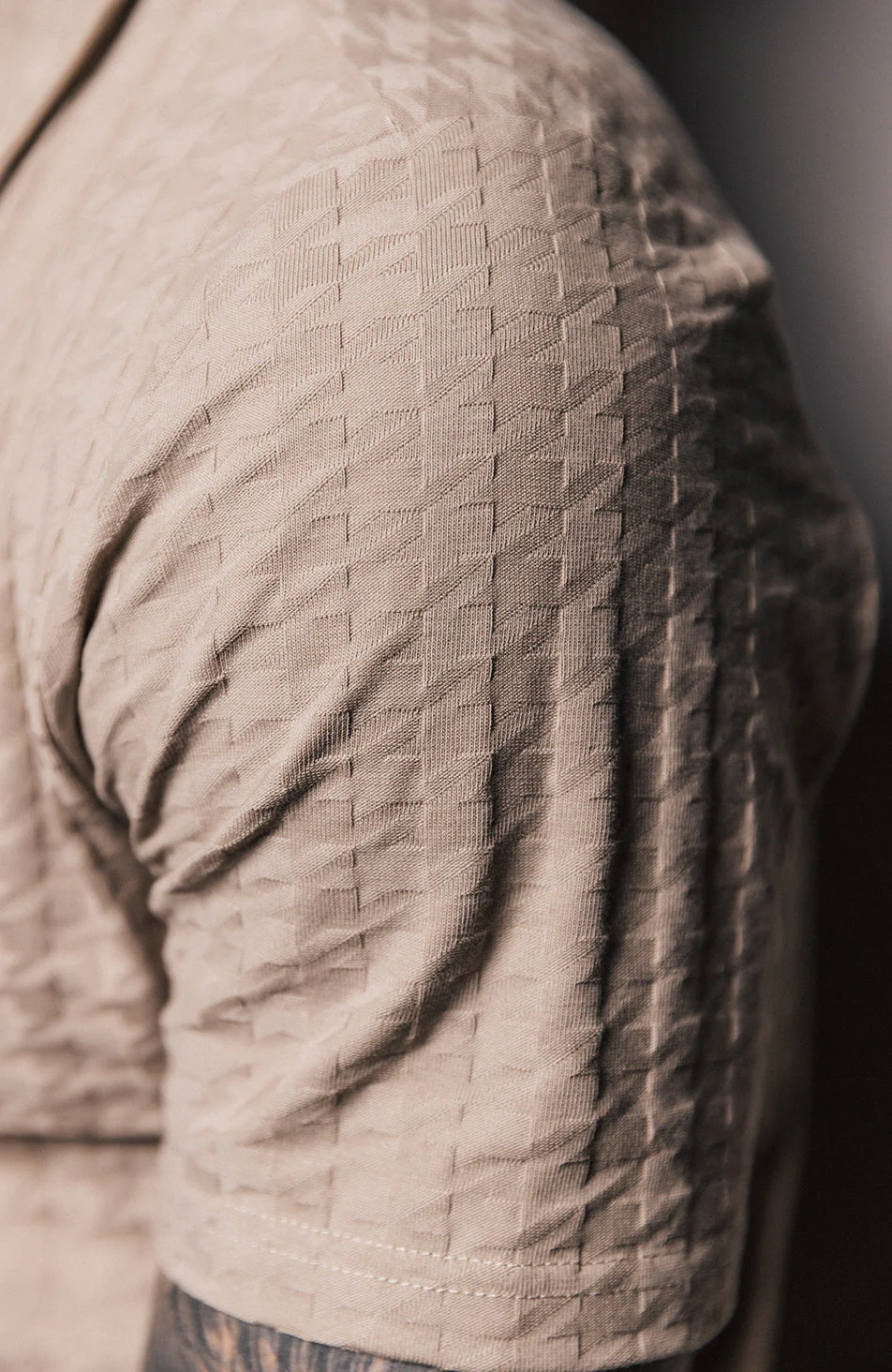 Vincent Slim Grid Shirt in Champagne Dogtooth - Image 6