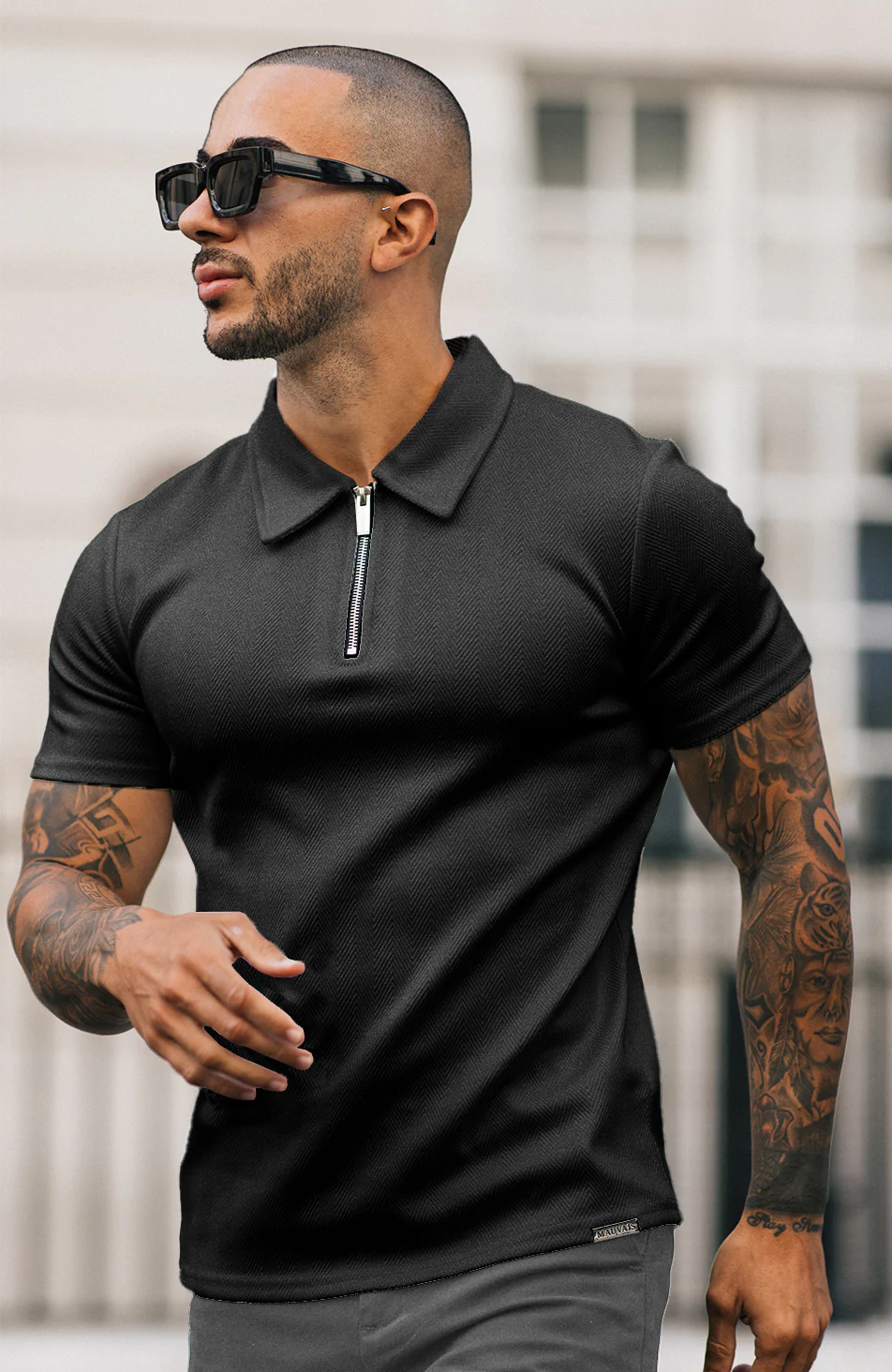 Zig Zag Polo in Black - Image 4