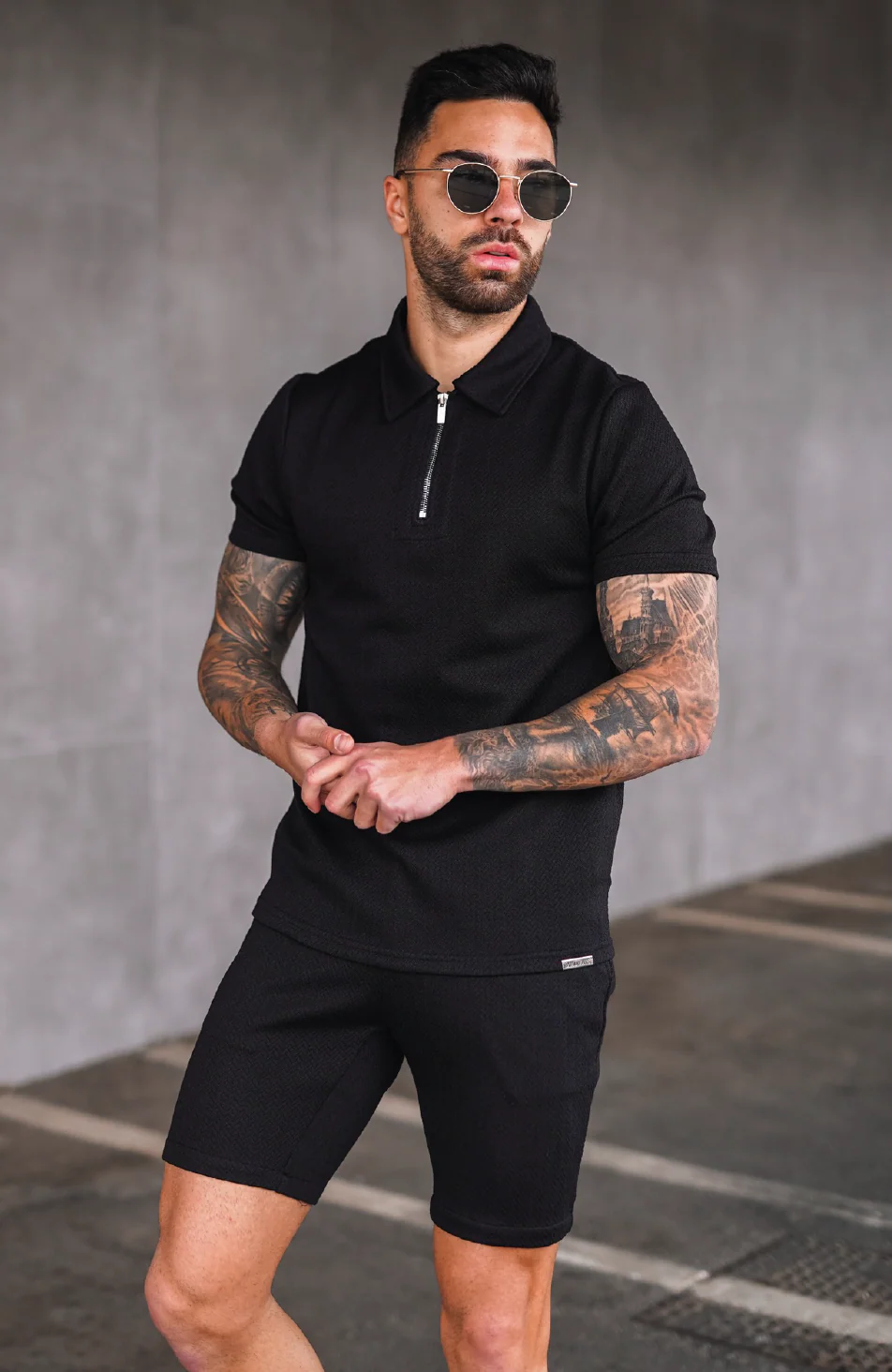 Zig Zag Slim Shorts in Black - Image 2
