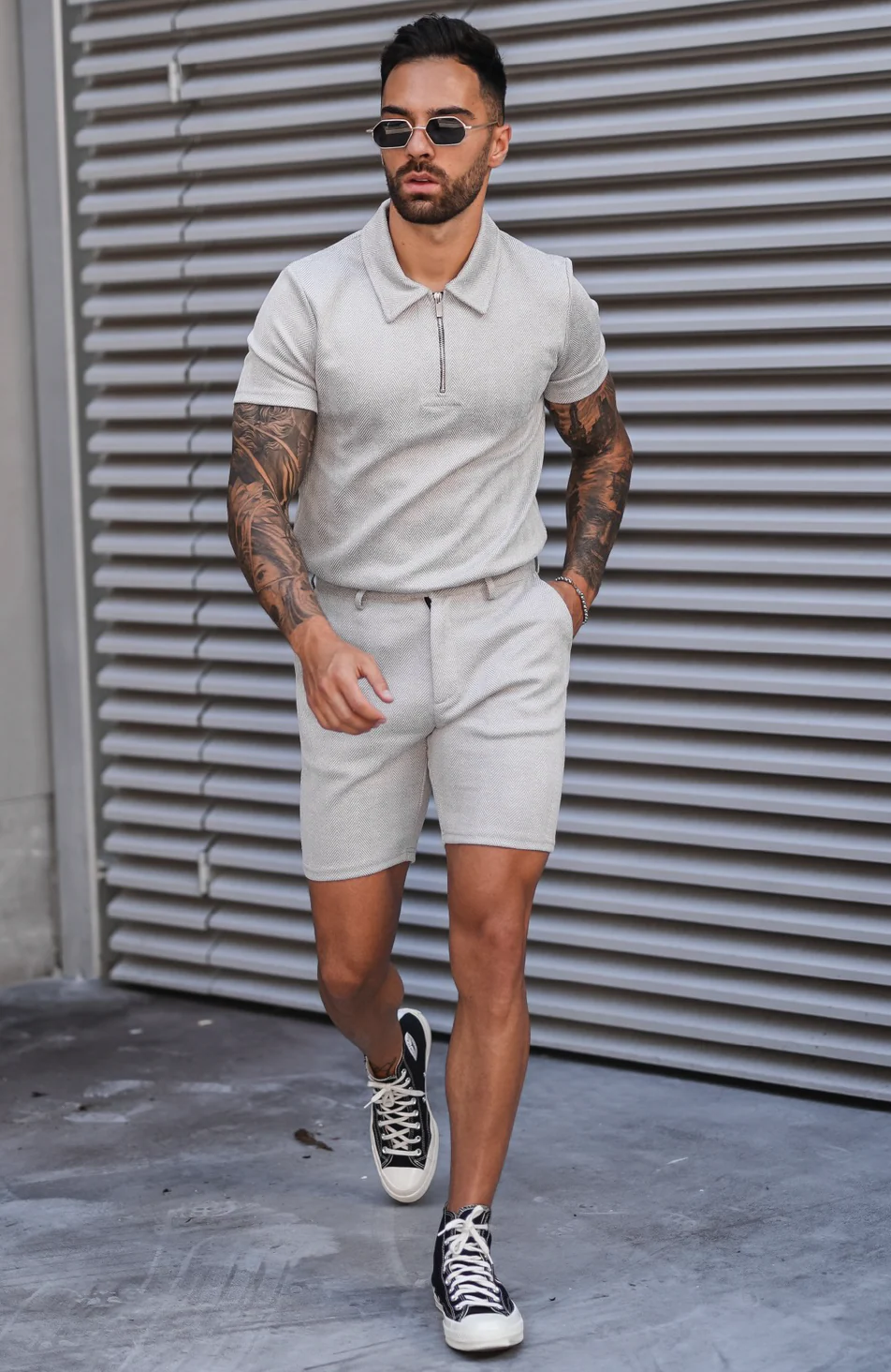 Zig Zag Slim Shorts in Ice Grey - Image 2