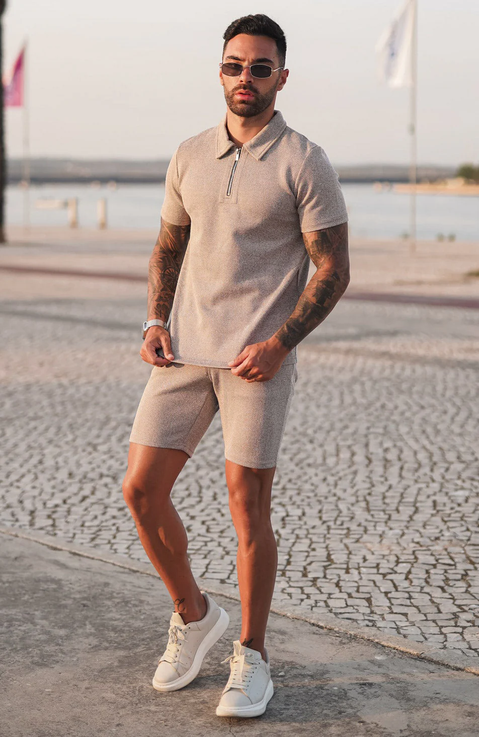 Zig Zag Slim Shorts in Taupe - Image 3