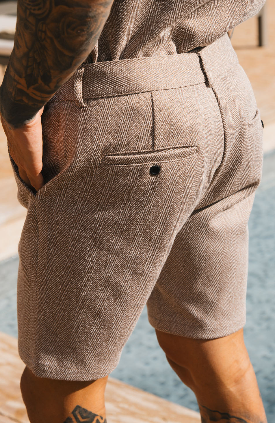 Zig Zag Slim Shorts in Taupe - Image 5